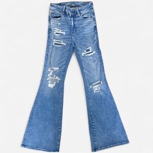 American Eagle women’s Light Blue Flare distressed Jeans